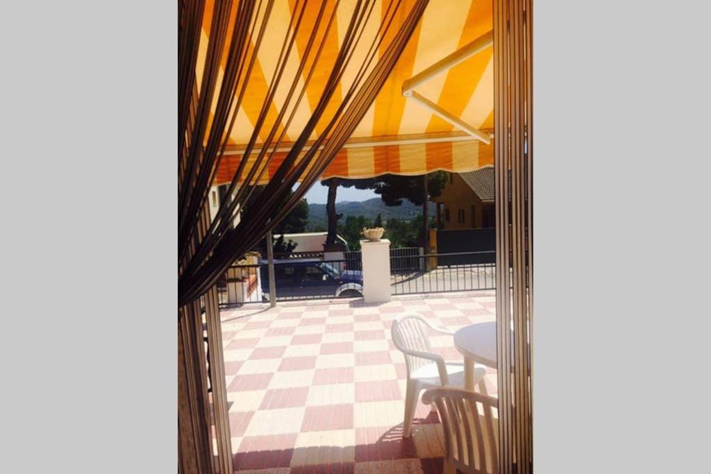 Apartamento Entre La Playa Y La Montana กาลาเฟลล์ ภายนอก รูปภาพ